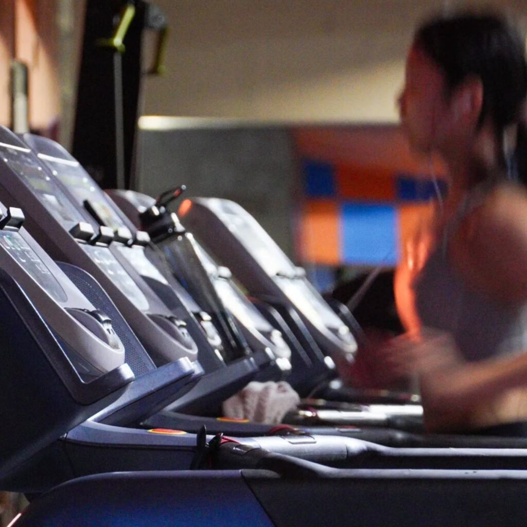 Half Price 1st month or pay-on-full and save!
Only $399/Year includes free personal training and tanning! Last week, expires 2/28/26. Link in bio.
We welcome independent trainers!
.
.
#nycpersonaltraining #independenttrainingspot #midcitygym