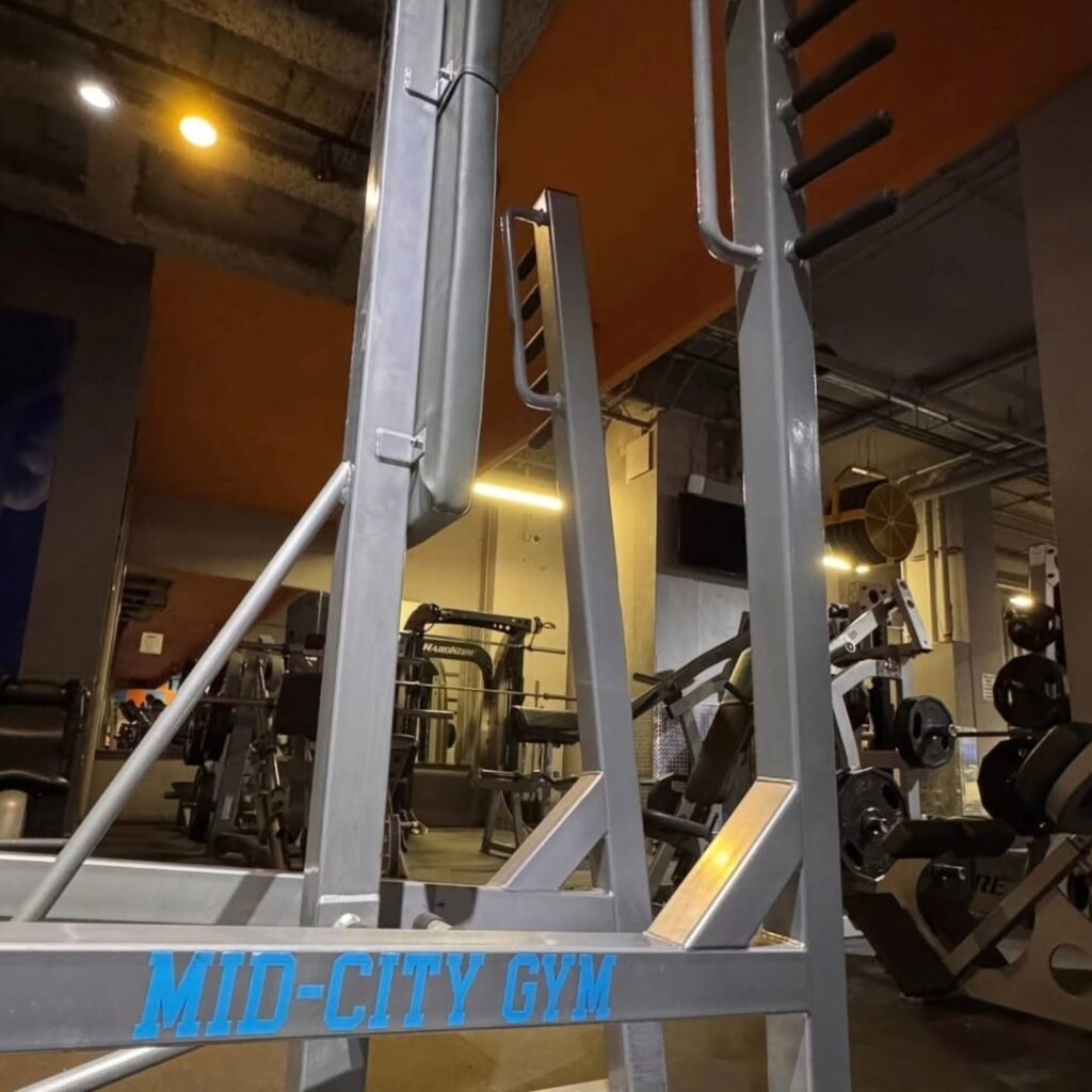 Spring Strength Special ending 5/31/26.
Includes personal training & tanning.
Link in bio. We welcome outside trainers and their clients!
Thanks @gymcrasher for the photos!
.
.
#summerready #nycindoortanning #independenttrainingspot #midcitygym