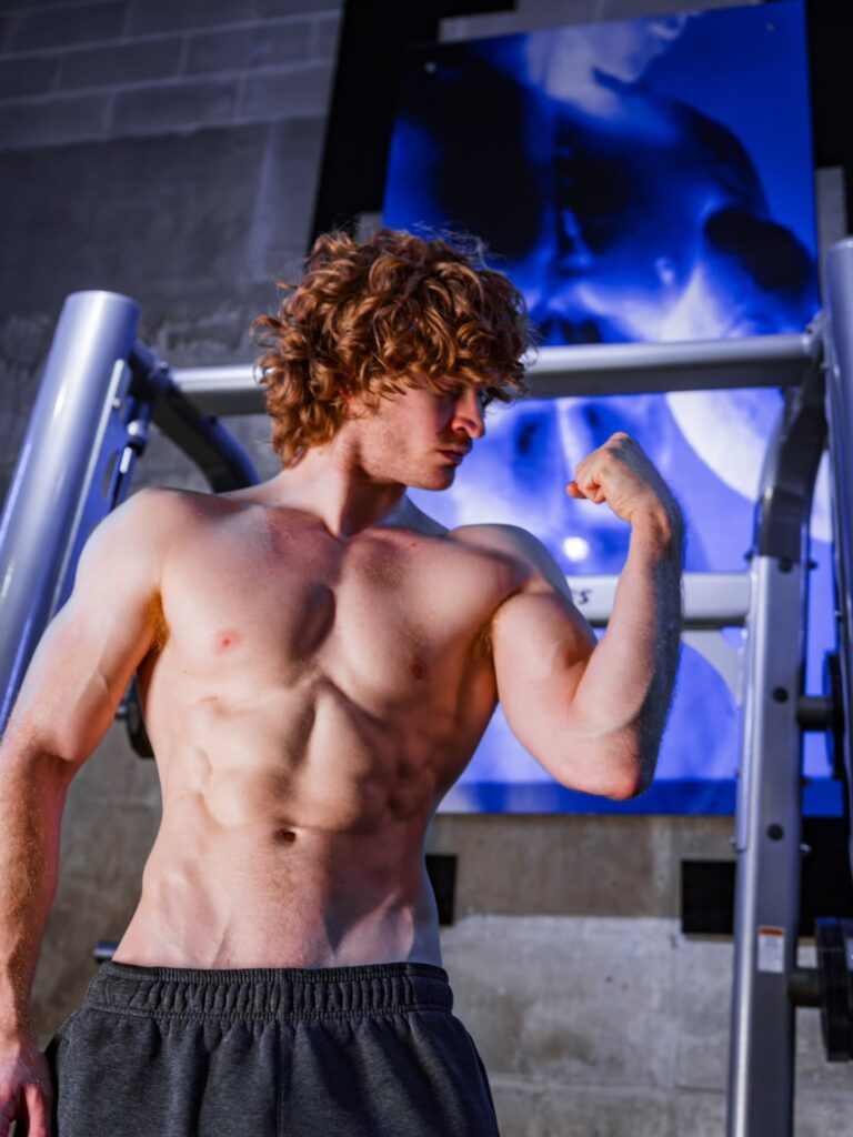 Some more scenes from Mid City Gym muscle-media day!#midcitygym #nycgym #muscle #bodybuilding #gym