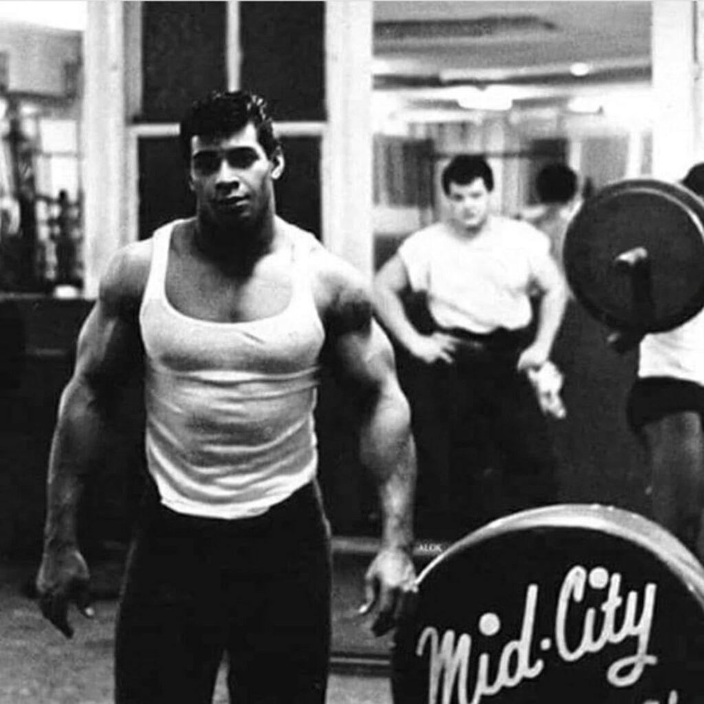 #Legends #Arnold #francocolumbu #louferrigno #sergenubret