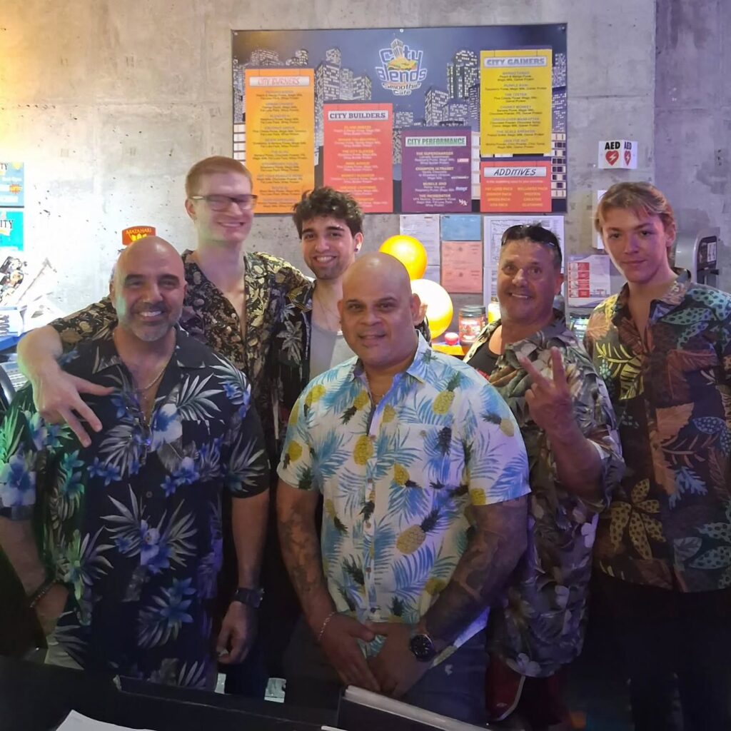 65th Anniversary Hawaiian Style!
.
.
#thelongestrunninggyminthecountry
#midcitygym