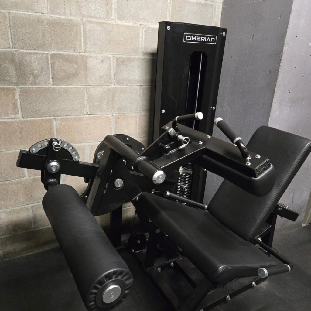 Unique Equipment at Mid City Gym. More on the way...
.
.
#midcitygym
#hammerstrength
#panattasport
#cimerian
#arsenalstrength