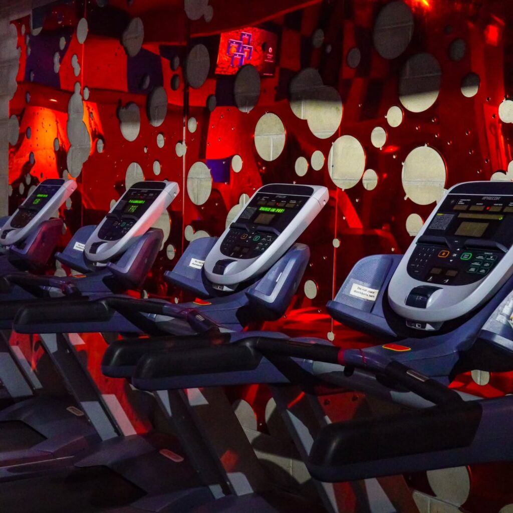 Half Price 1st month or pay-on-full and save!
Only $399/Year includes free personal training and tanning! Last week, expires 2/28/26. Link in bio.
We welcome independent trainers!
.
.
#nycpersonaltraining #independenttrainingspot #midcitygym