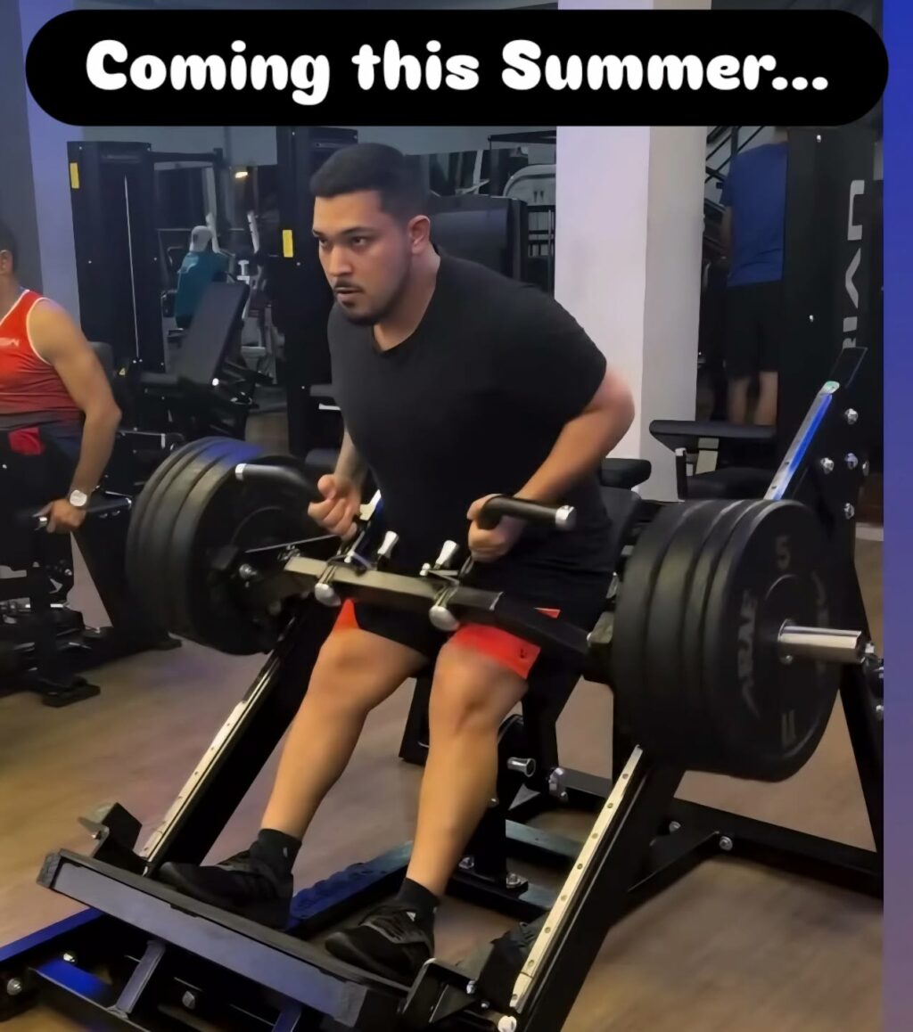 Plate Loaded Cimerian Guided Row!
.
.
#backattack #backworkout #bentoverrows 
#Midcitygym