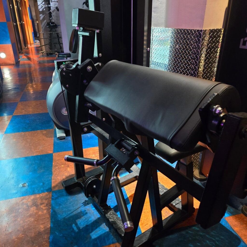 Unique Equipment at Mid City Gym. More on the way...
.
.
#midcitygym
#hammerstrength
#panattasport
#cimerian
#arsenalstrength