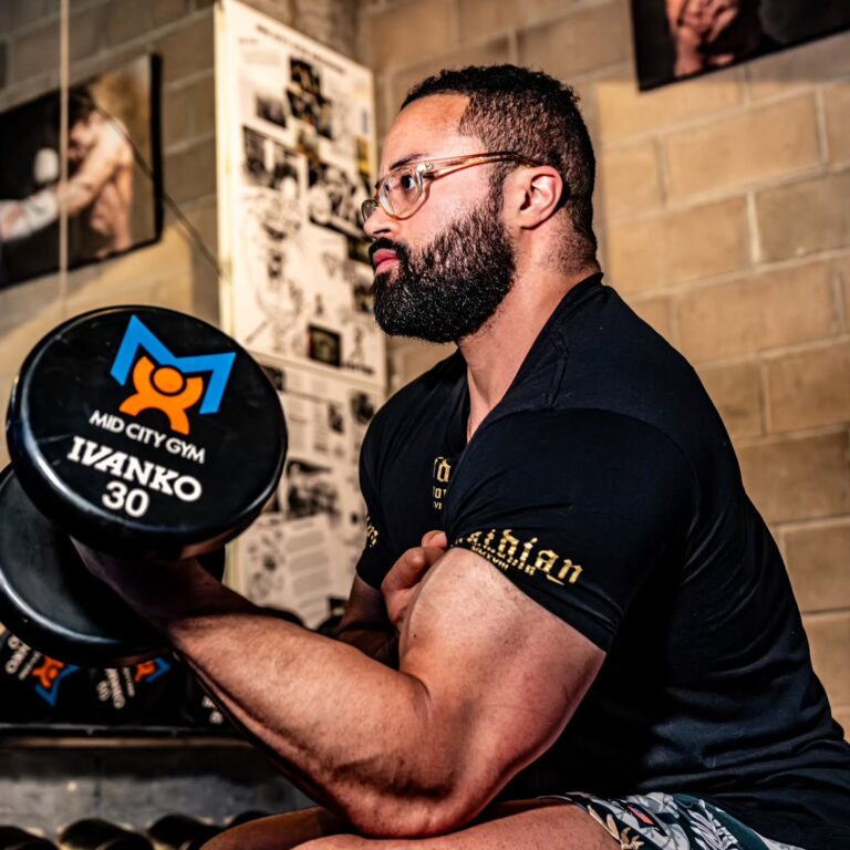 Join @rperock at the Legendary Mid City Gym!
New Member Special going on now!
Link in bio.
.
.
#midcitygym #welcometothegunshow