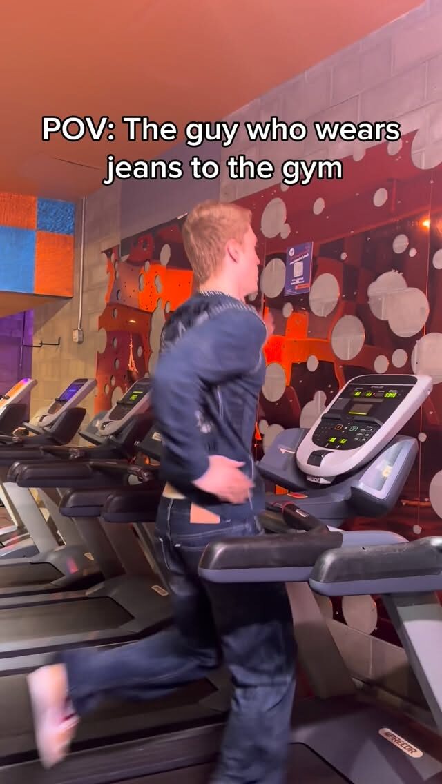 We recommend you don’t do this btw#midcitygym #nycfitness #nycgym